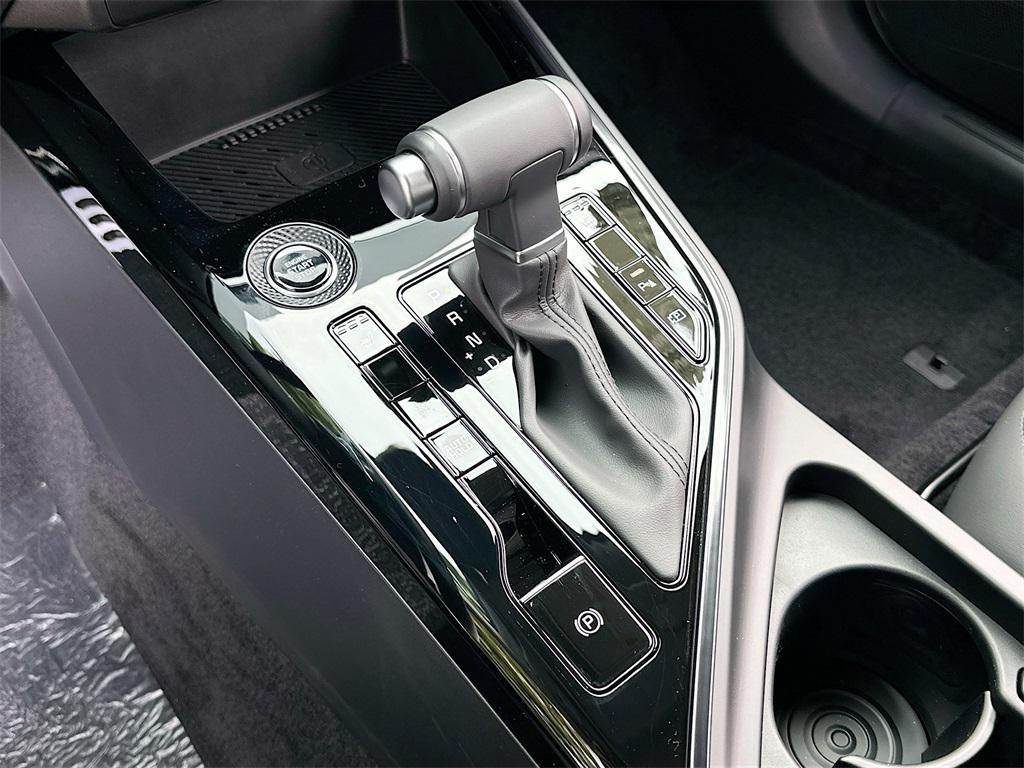 new 2025 Kia Niro car, priced at $29,018