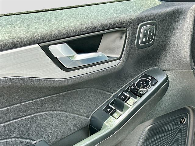 used 2023 Ford Escape car, priced at $28,221