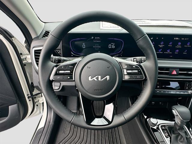 new 2025 Kia Seltos car, priced at $24,904