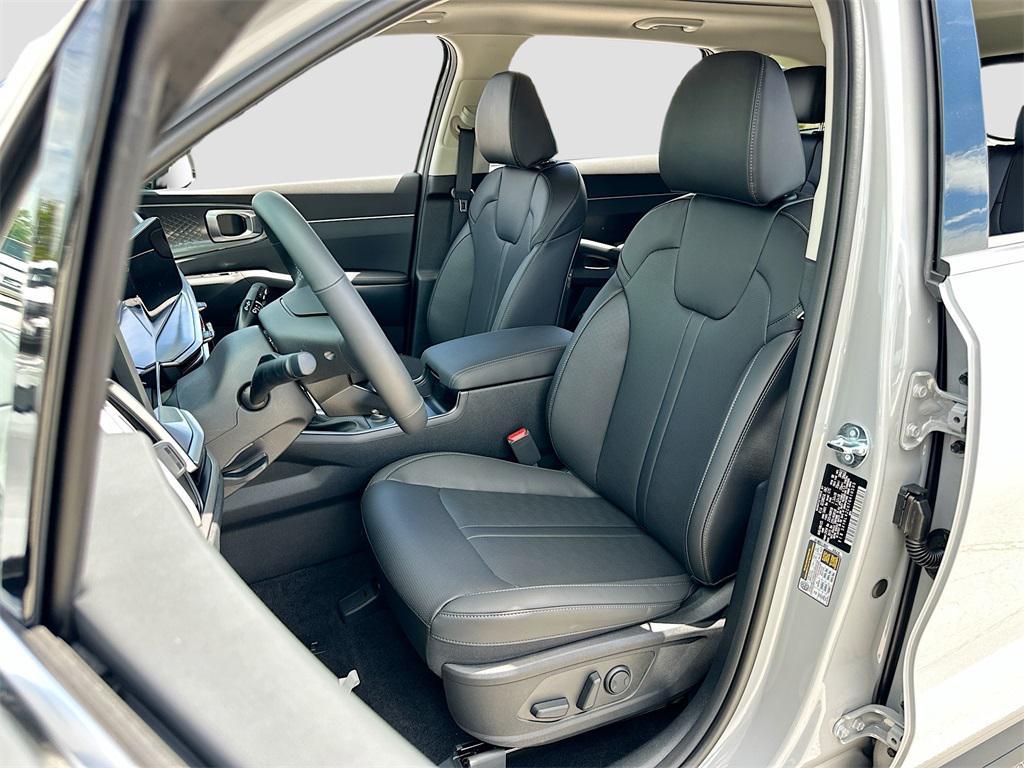new 2026 Kia Sorento car, priced at $33,668