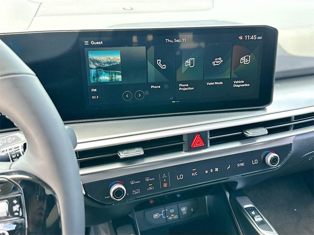 new 2026 Kia Sorento car, priced at $33,668