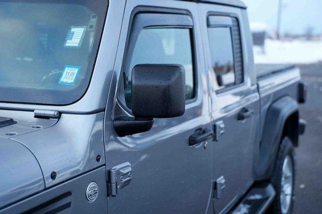 used 2020 Jeep Gladiator car, priced at $27,994