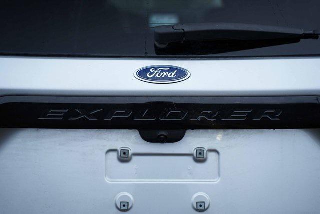 used 2022 Ford Explorer car, priced at $31,366