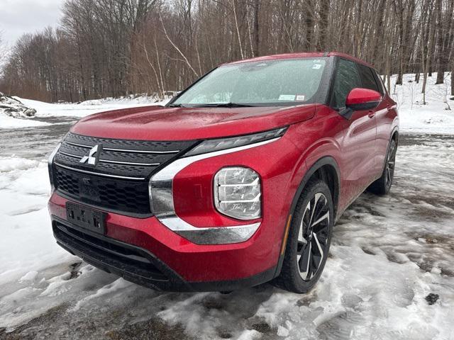 used 2022 Mitsubishi Outlander car, priced at $22,895