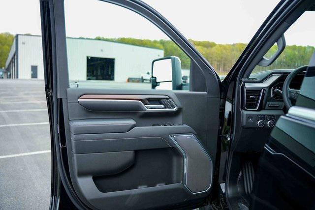 used 2025 GMC Sierra 2500 car, priced at $83,788
