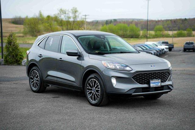used 2022 Ford Escape car, priced at $23,276