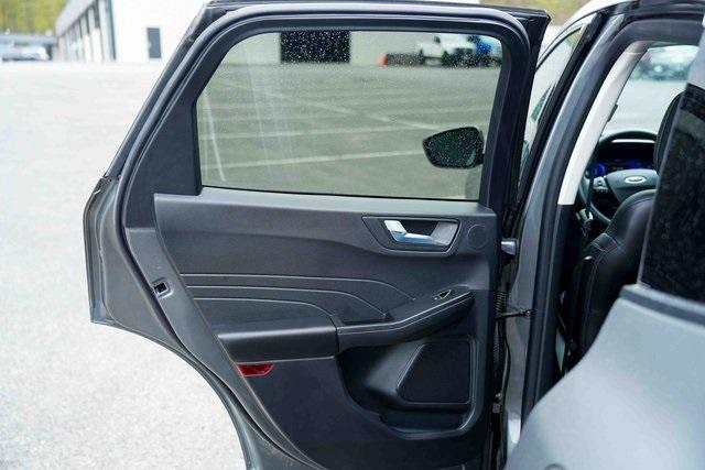 used 2022 Ford Escape car, priced at $23,276