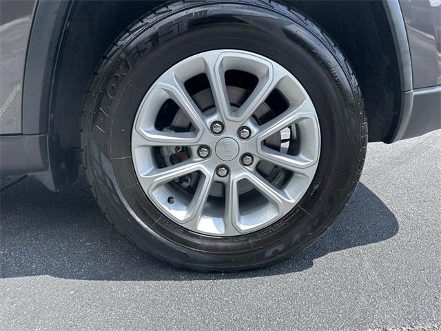 used 2021 Jeep Grand Cherokee car, priced at $26,991