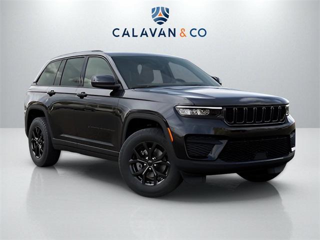 new 2025 Jeep Grand Cherokee car, priced at $40,244