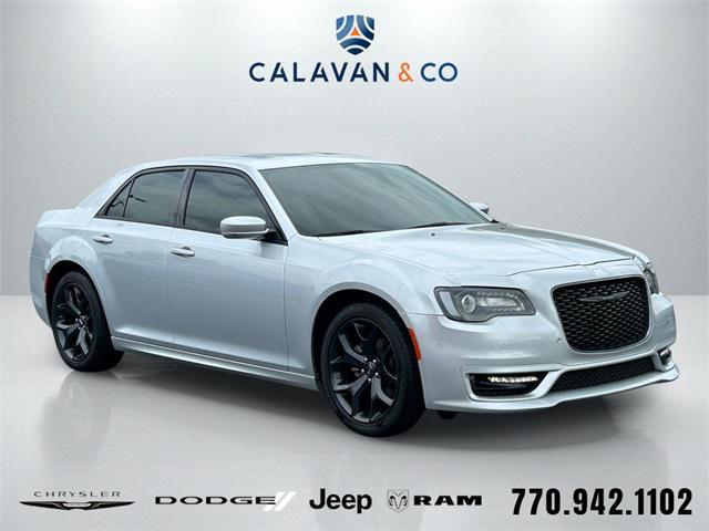 new 2023 Chrysler 300 car, priced at $34,200