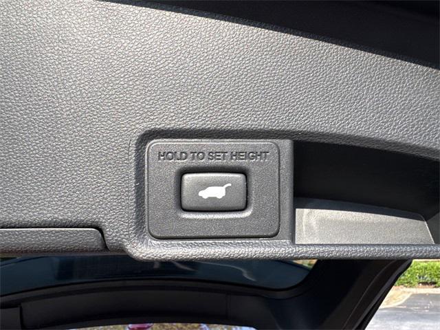used 2020 Acura RDX car, priced at $27,491