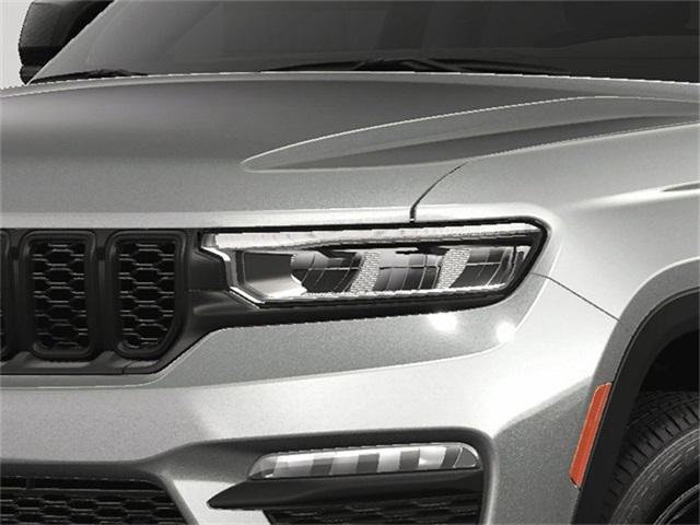 new 2025 Jeep Grand Cherokee car, priced at $43,735