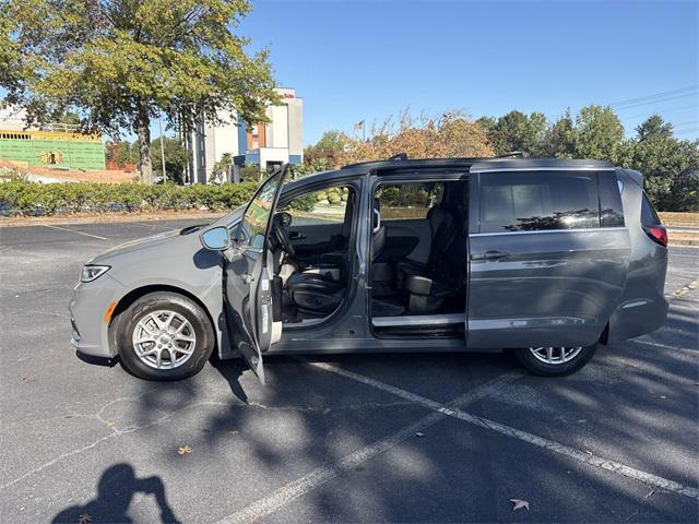 used 2022 Chrysler Pacifica car, priced at $19,991