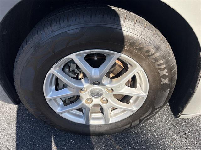 used 2022 Chrysler Pacifica car, priced at $19,991