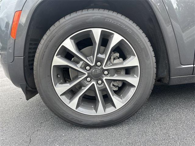 used 2021 Jeep Grand Cherokee L car, priced at $35,991