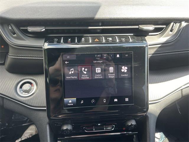 new 2024 Jeep Grand Cherokee L car