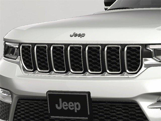 new 2025 Jeep Grand Cherokee car, priced at $45,890