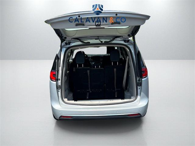 used 2023 Chrysler Pacifica car, priced at $23,150