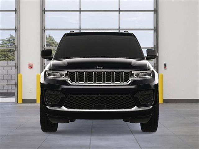 new 2025 Jeep Grand Cherokee car, priced at $37,250