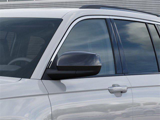 new 2025 Jeep Grand Cherokee car, priced at $37,906