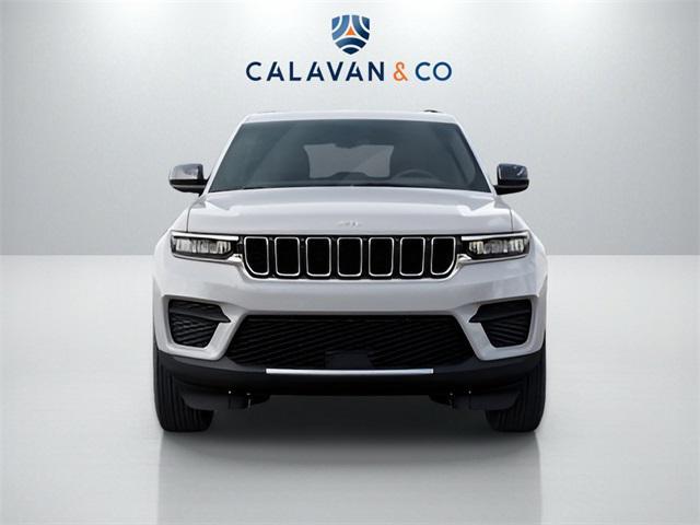 new 2025 Jeep Grand Cherokee car, priced at $37,906
