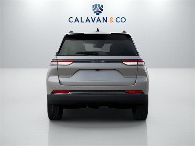 new 2025 Jeep Grand Cherokee car, priced at $37,994