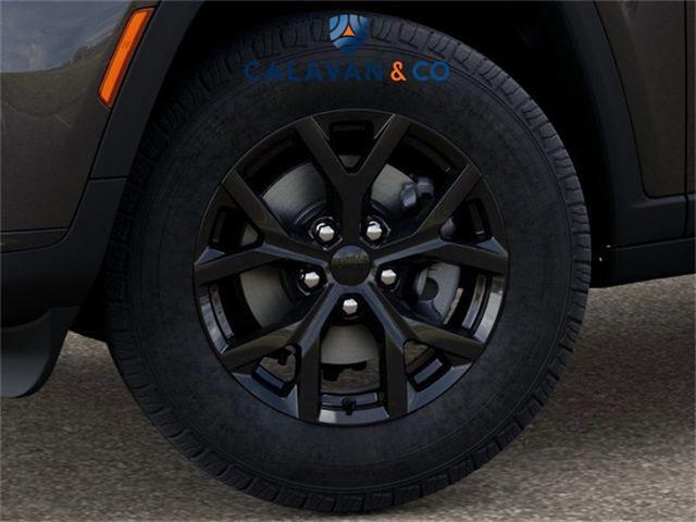 new 2025 Jeep Grand Cherokee L car, priced at $39,204