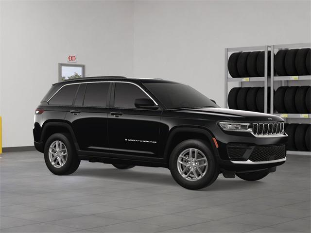 new 2025 Jeep Grand Cherokee car, priced at $37,250