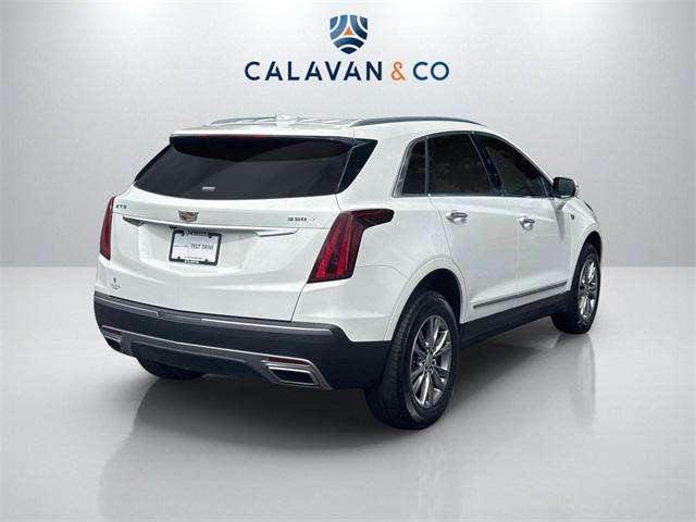 used 2022 Cadillac XT5 car, priced at $28,591