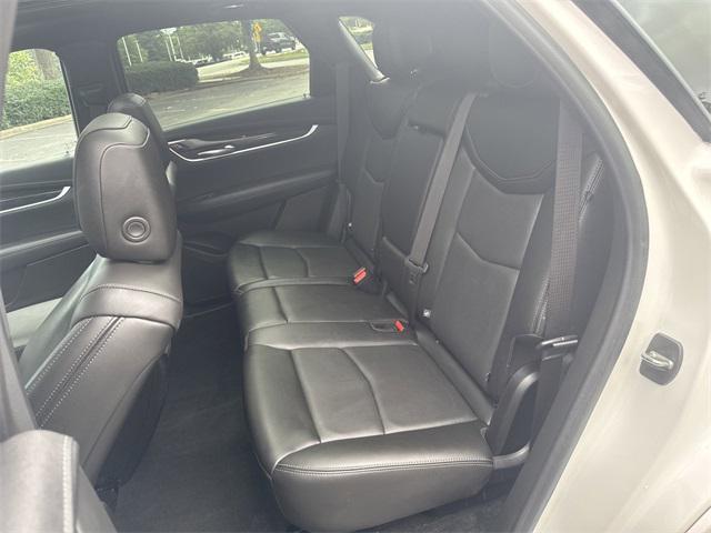 used 2022 Cadillac XT5 car, priced at $28,591