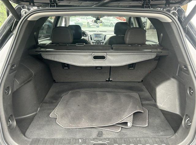 used 2023 Chevrolet Equinox car, priced at $20,991