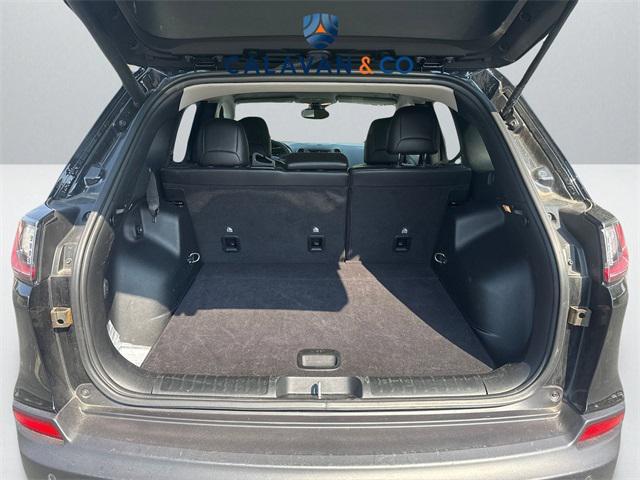 used 2023 Jeep Cherokee car, priced at $21,991