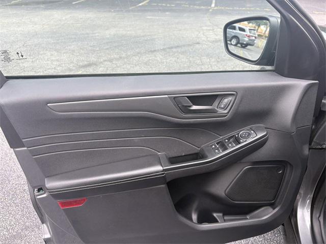 used 2023 Ford Escape car, priced at $22,991