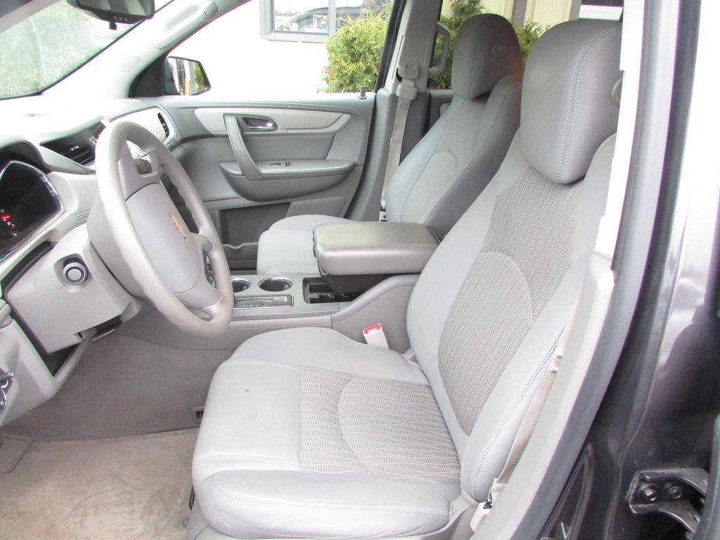 used 2015 Chevrolet Traverse car, priced at $7,499