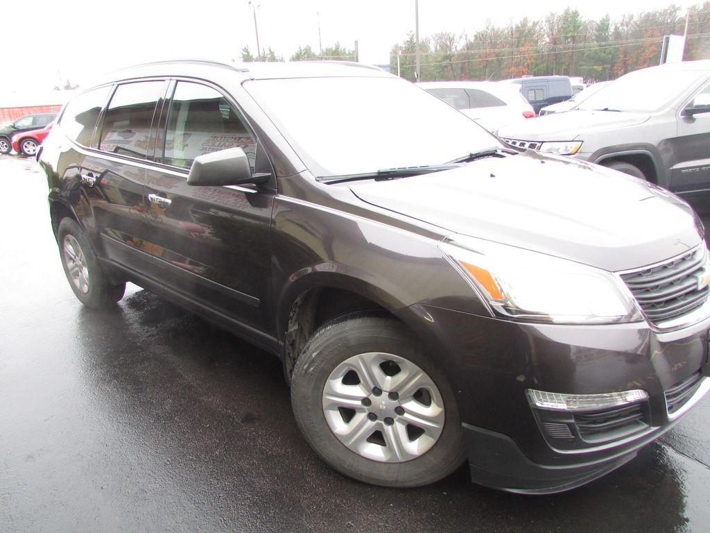 used 2015 Chevrolet Traverse car, priced at $7,499
