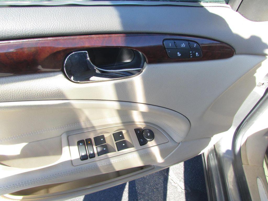 used 2006 Buick Lucerne car, priced at $9,995