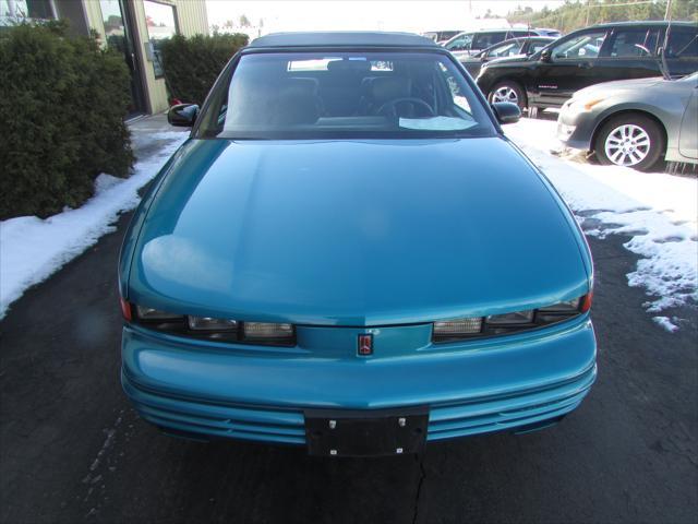 used 1993 Oldsmobile Cutlass Supreme car, priced at $7,999