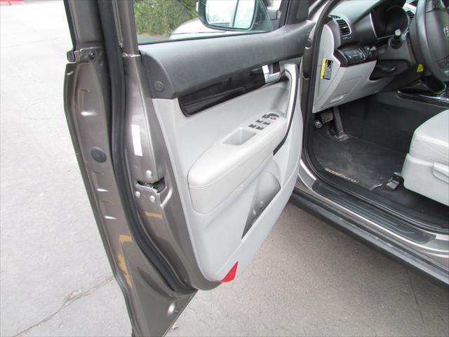 used 2015 Kia Sorento car, priced at $8,995