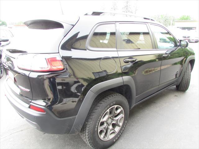 used 2020 Jeep Cherokee car, priced at $18,999