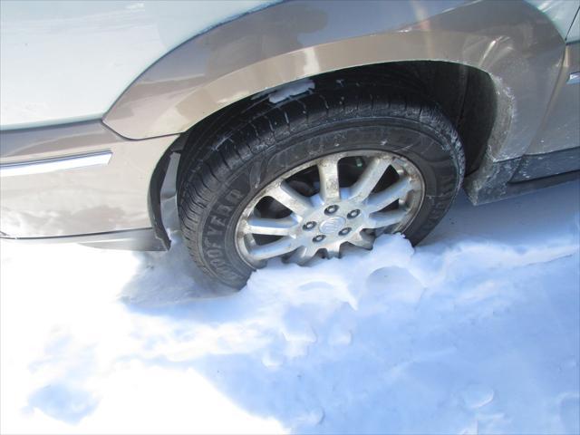 used 2006 Buick Rendezvous car, priced at $3,999