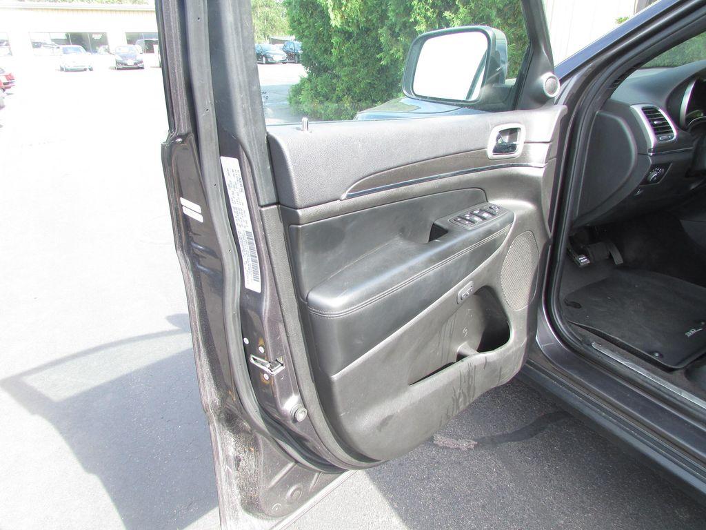 used 2018 Jeep Grand Cherokee car, priced at $16,450