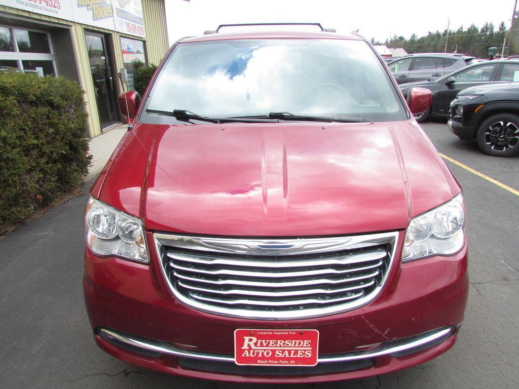 used 2014 Chrysler Town & Country car, priced at $6,499