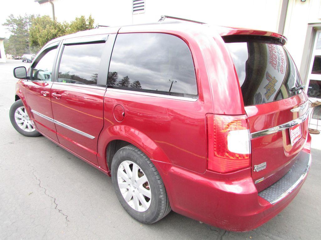 used 2014 Chrysler Town & Country car, priced at $6,499