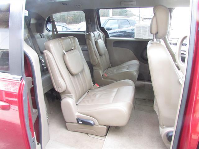 used 2014 Chrysler Town & Country car, priced at $6,499