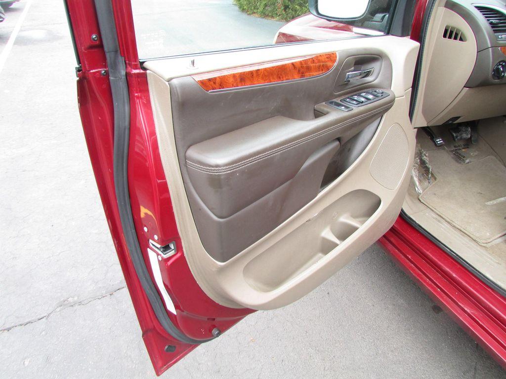 used 2014 Chrysler Town & Country car, priced at $6,499