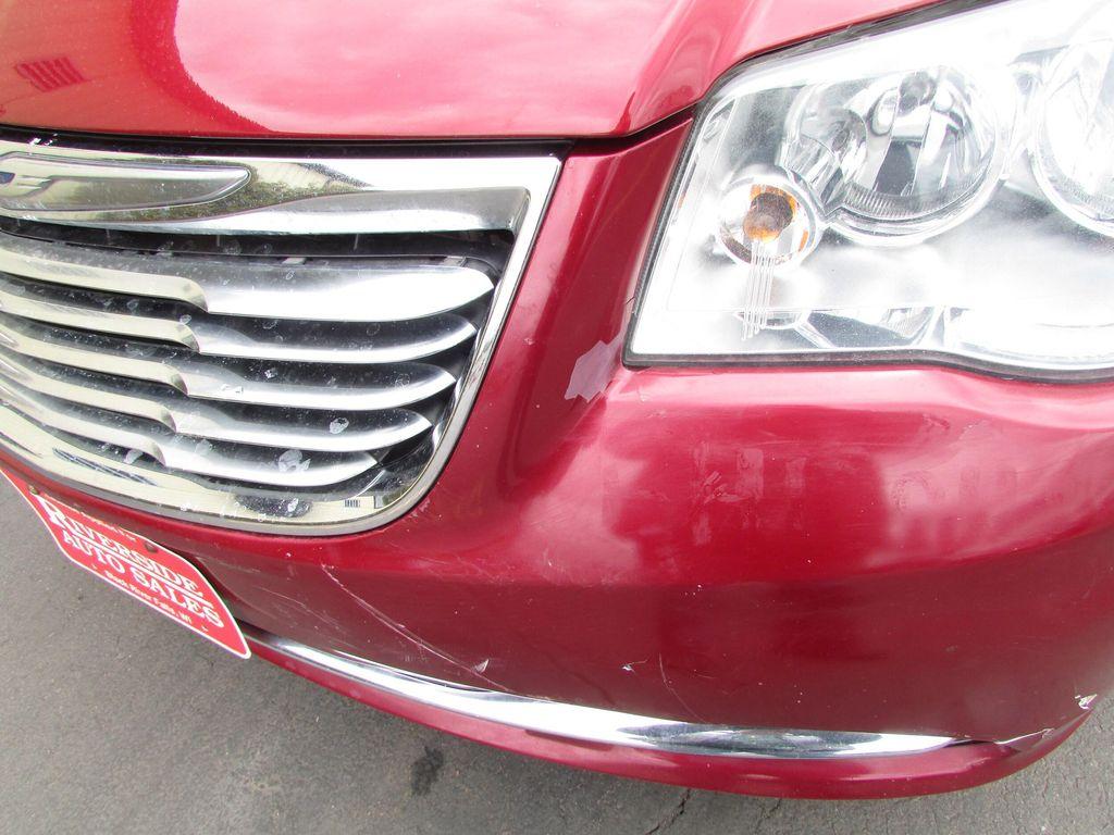 used 2014 Chrysler Town & Country car, priced at $6,499