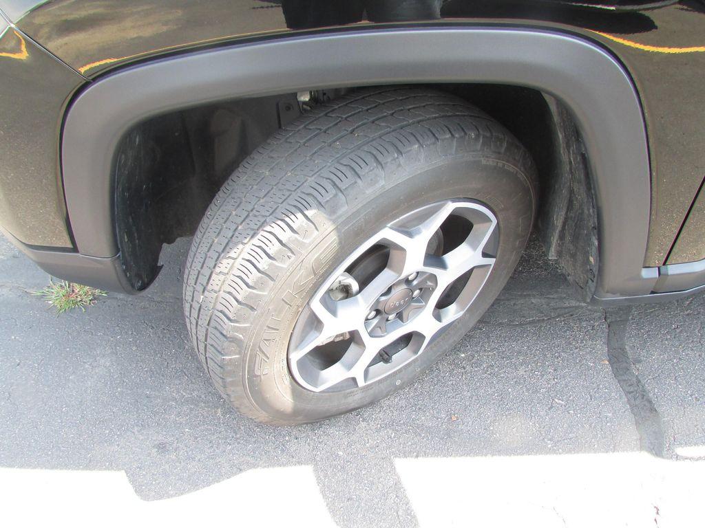 used 2022 Jeep Compass car, priced at $23,999