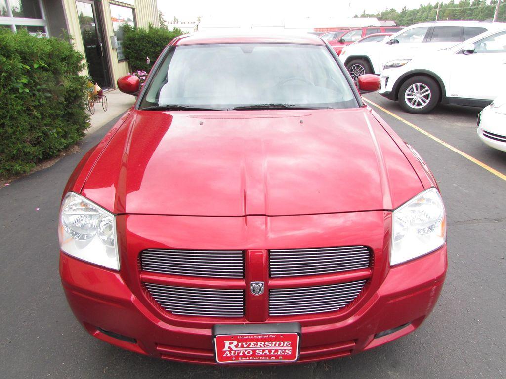 used 2005 Dodge Magnum car, priced at $9,995