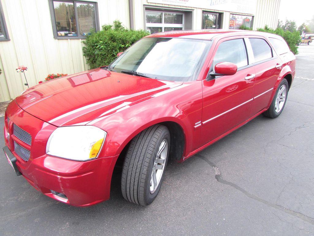 used 2005 Dodge Magnum car, priced at $9,995