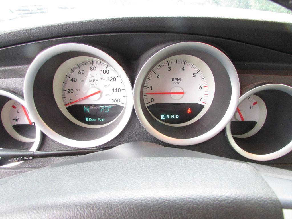 used 2005 Dodge Magnum car, priced at $9,995